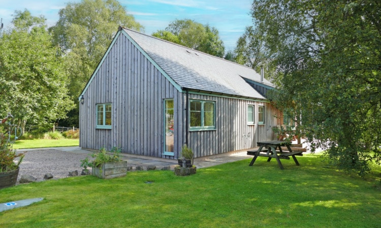 Upper Inverroy, Roy Bridge for sale Primary Photo- Image 1 of 14