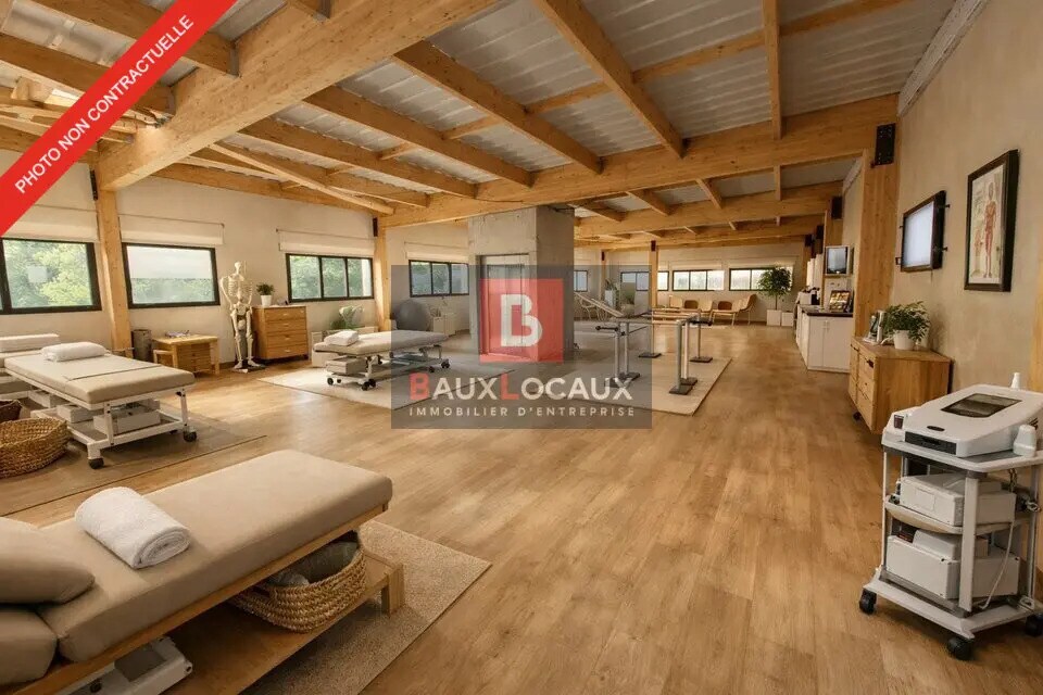 Location Bureaux 350 m² - Photo 1