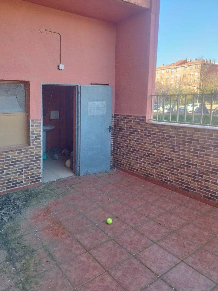 Specialist in Terrassa, Barcelona for sale Primary Photo- Image 1 of 22