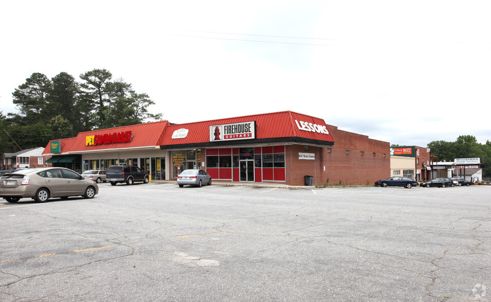 2520 N Decatur Rd, Decatur, GA for rent - Primary Photo - Image 1 of 4