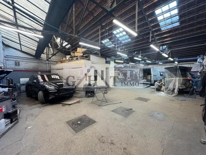 Retail in Maisons-Alfort for sale Interior Photo- Image 1 of 3