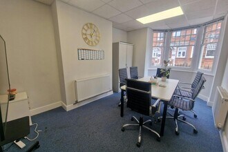 15 Winchester Rd, Basingstoke to rent Interior Photo- Image 1 of 3