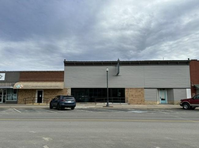 More details for 108-114 S Main St, Hillsboro, KS - Retail for Sale