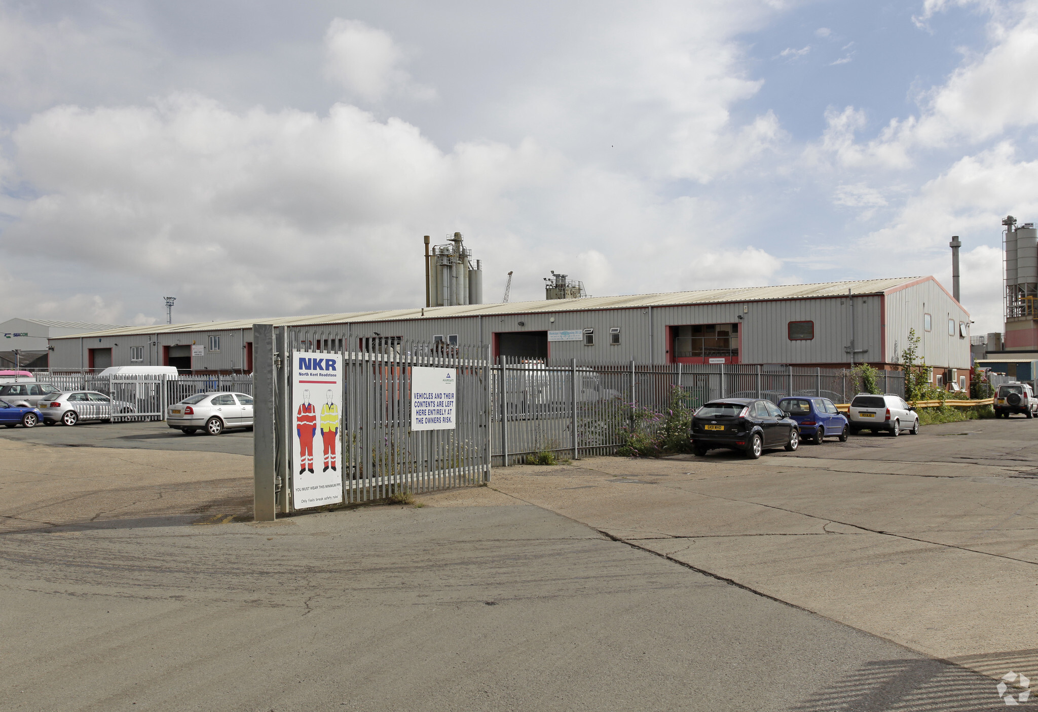 Grove Rd, Northfleet for sale Primary Photo- Image 1 of 1