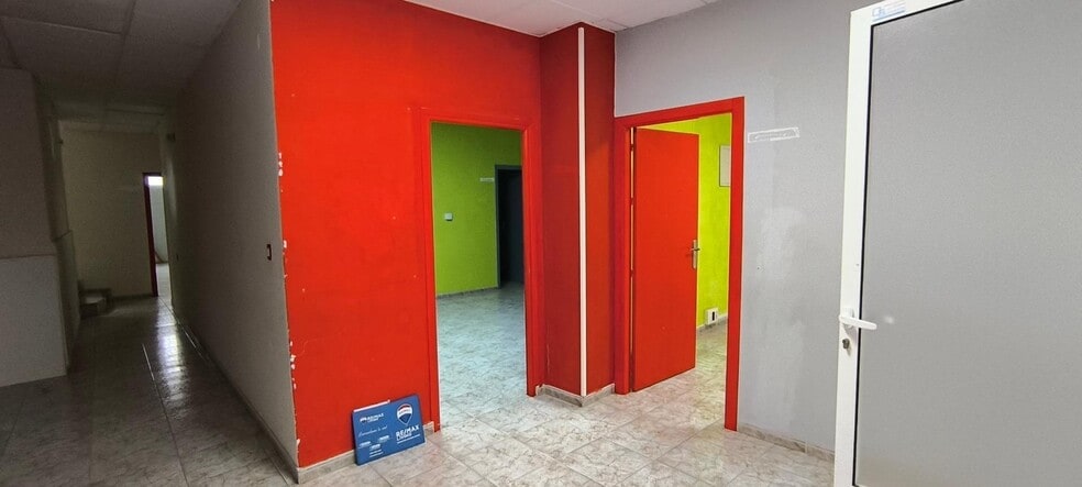 Retail in Cieza, Murcia to rent - Interior Photo - Image 3 of 18