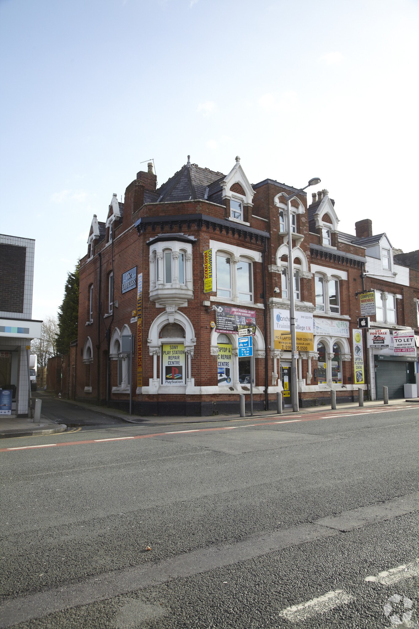 486A-486B Cheetham Hill Rd, Manchester for sale Primary Photo- Image 1 of 1