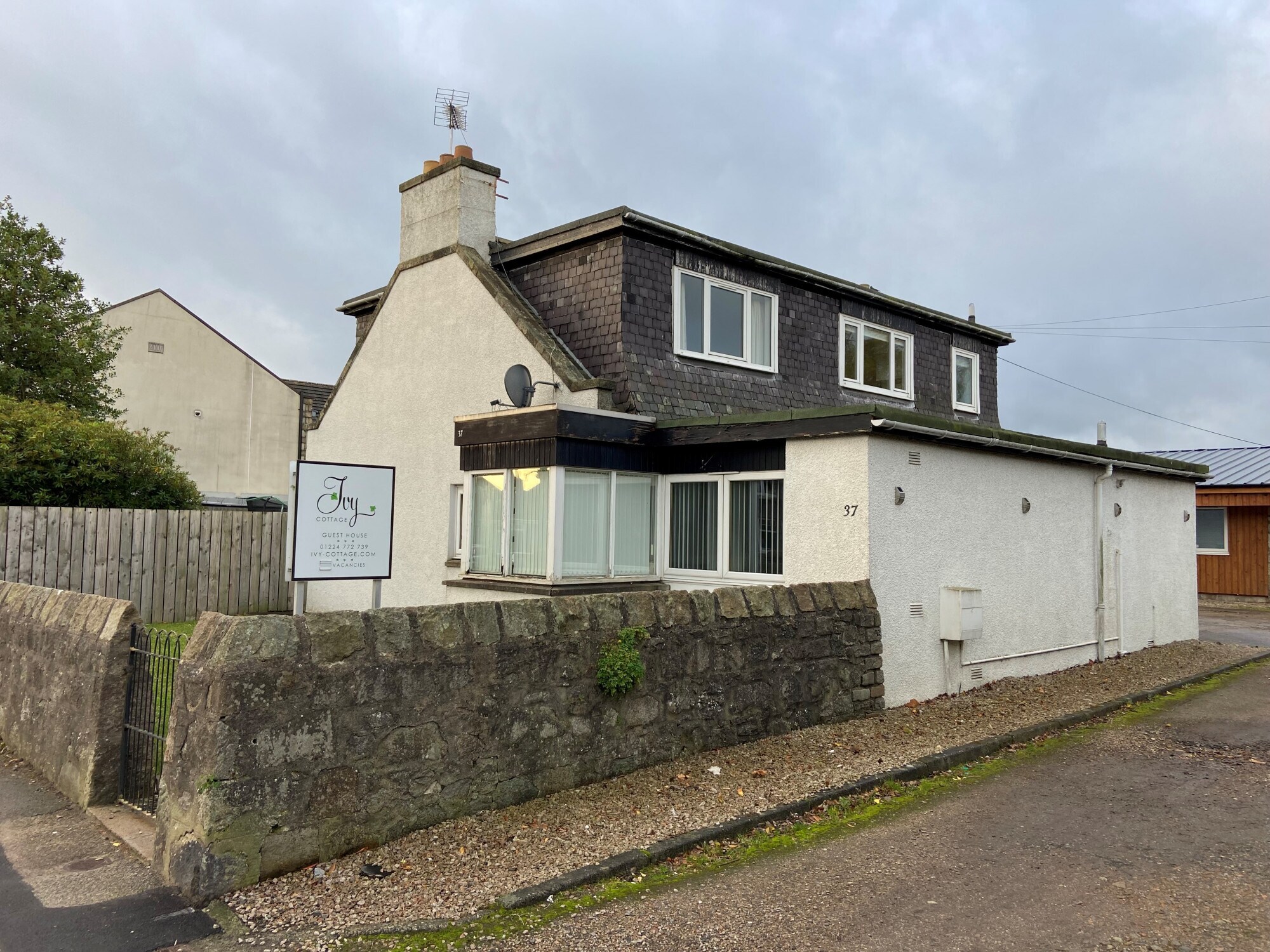 37-39 Victoria St, Dyce for sale Primary Photo- Image 1 of 1