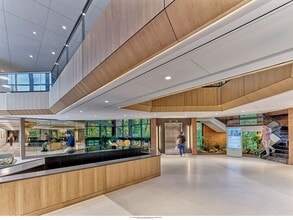 100 Berwyn Park, Berwyn, PA to rent Building Photo- Image 2 of 11