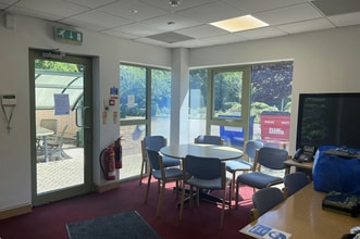 Quilters Way, Stoke Mandeville for sale Interior Photo- Image 1 of 3