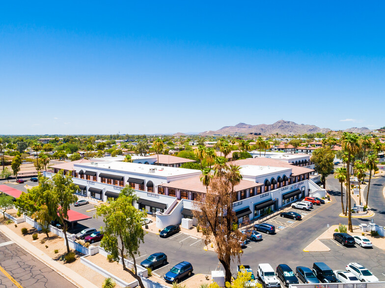 7600 N 15th St, Phoenix, AZ for rent - Building Photo - Image 2 of 3