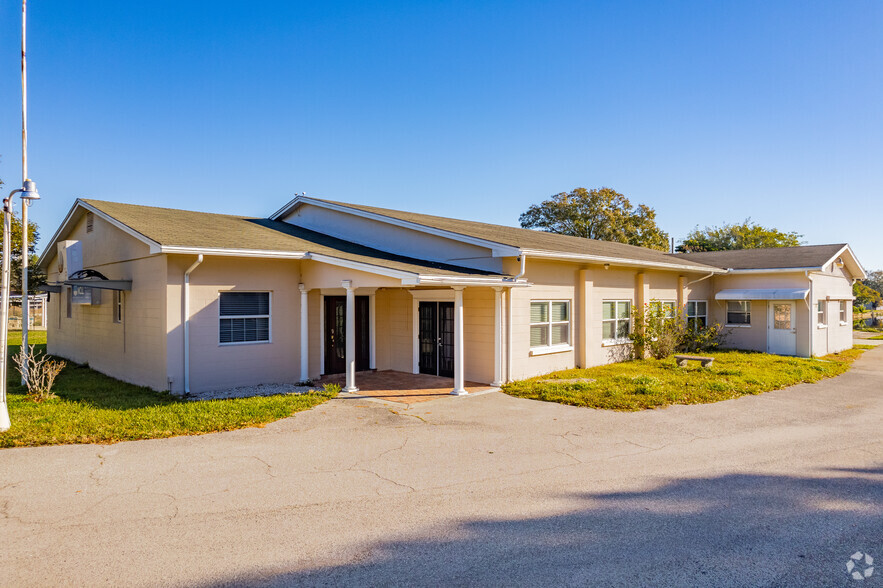 11803 104th St N, Largo, FL for sale - Primary Photo - Image 1 of 1