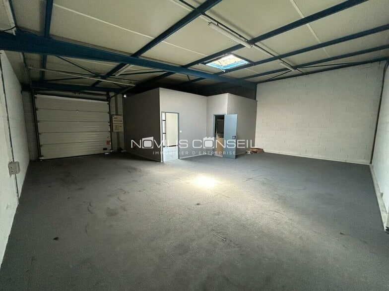 Light Industrial in L'Union to rent - Interior Photo - Image 3 of 6