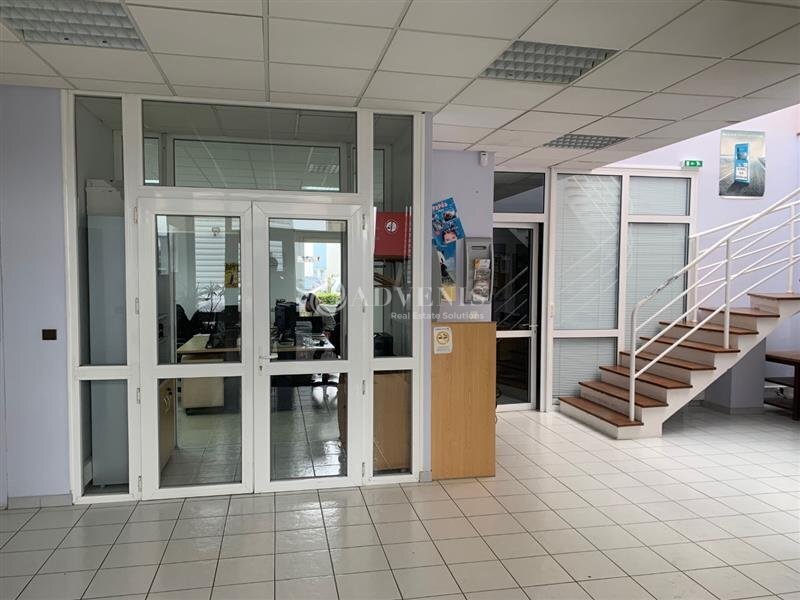 Office in Saint-Ouen for sale Building Photo- Image 1 of 8