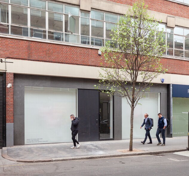 51-53 Eastcastle St, London to rent - Building Photo - Image 2 of 14