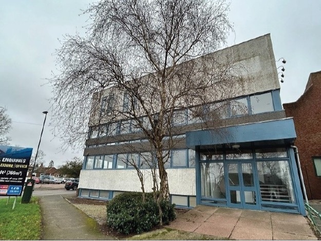 Park Farm, Derby to rent - Building Photo - Image 2 of 11