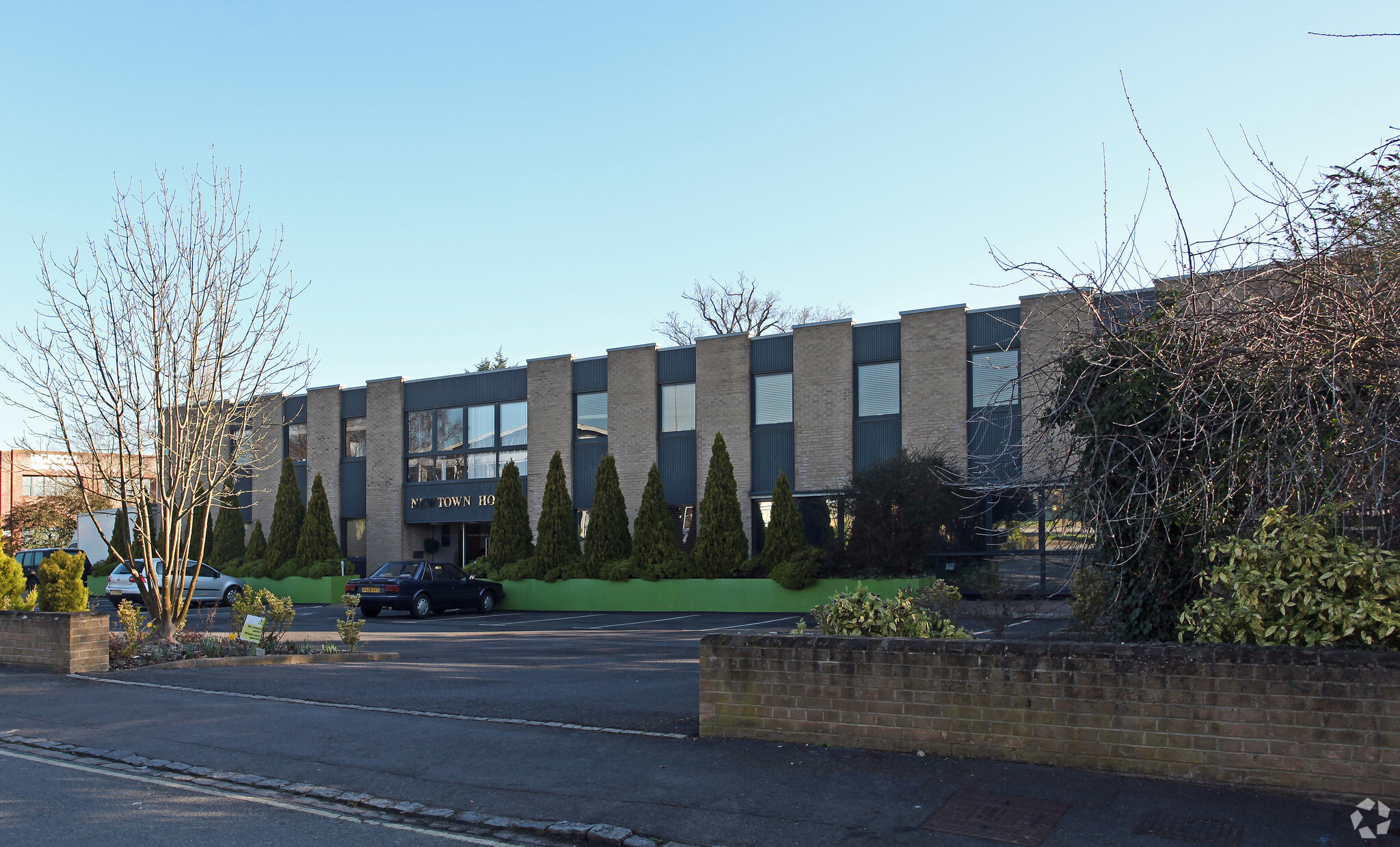 Newtown Rd, Henley On Thames to rent Building Photo- Image 1 of 7