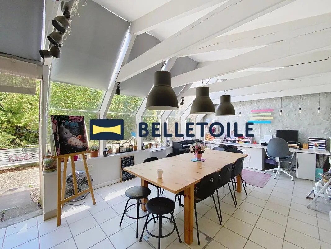 Office in Créteil to rent Building Photo- Image 1 of 12