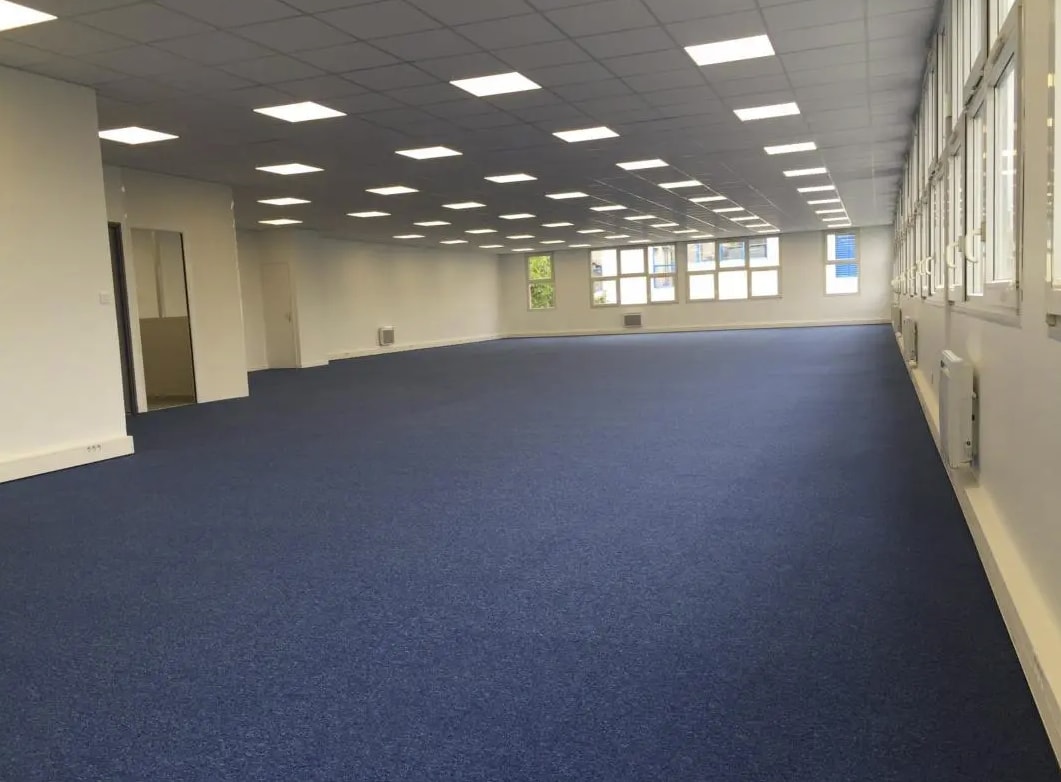 Office in Montreuil to rent Building Photo- Image 1 of 9