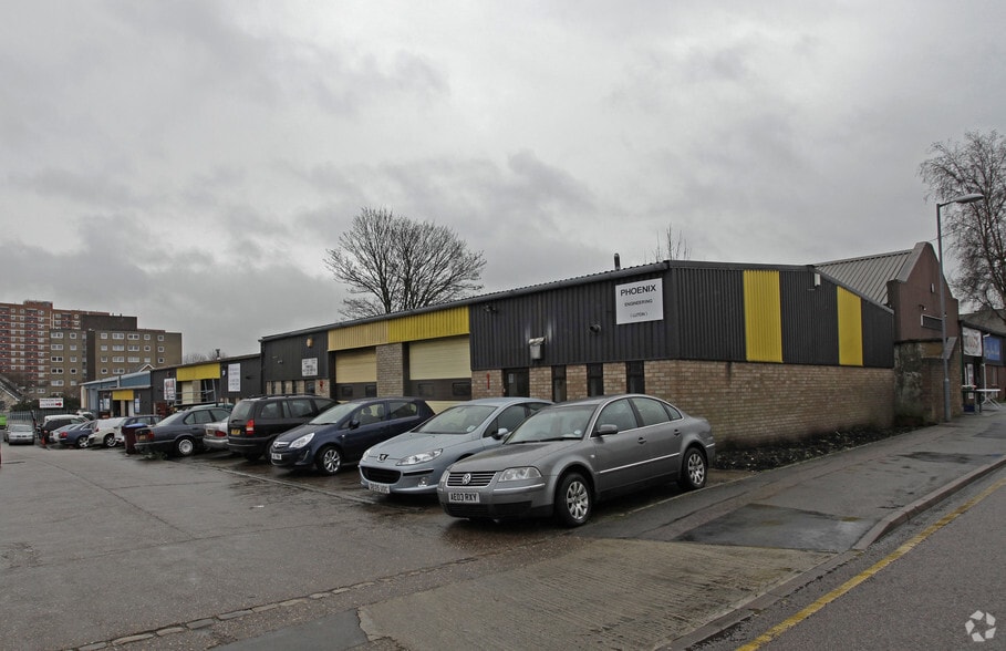 Latimer Rd, Luton for sale - Primary Photo - Image 1 of 1