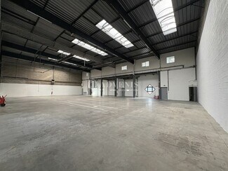 More details for 21 Avenue Georges Politzer, Trappes - Light Industrial to Rent