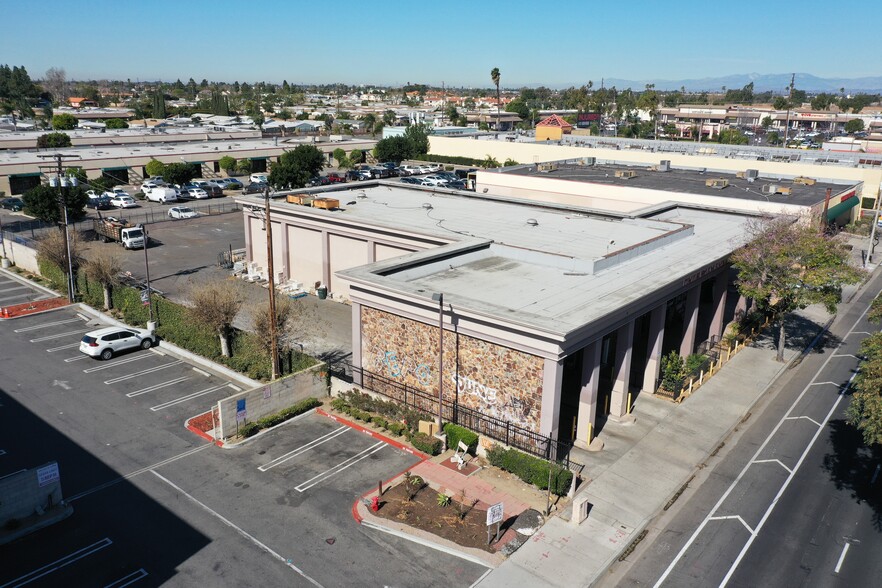 200 S Harbor Blvd, Santa Ana, CA for sale - Building Photo - Image 1 of 1