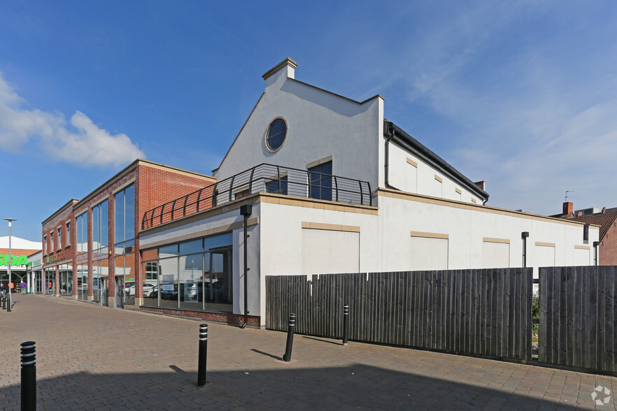 London Rd, Newark for rent - Building Photo - Image 1 of 5