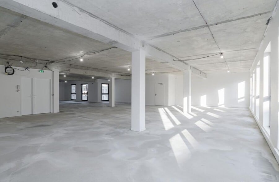 37 Rue Adam Ledoux, Courbevoie to rent - Interior Photo - Image 3 of 3