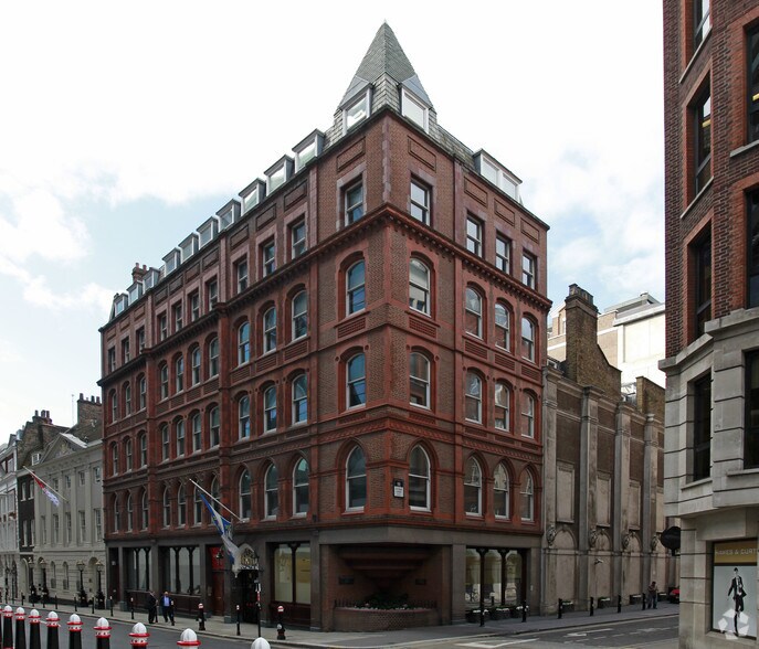 6 Dowgate Hl, London to rent - Building Photo - Image 2 of 9