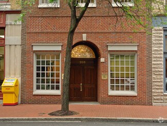 More details for 208 Capitol St, Charleston, WV - Office for Rent