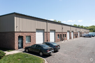 More details for 3301-3393 S Clinton Ave, South Plainfield, NJ - Light Industrial for Rent