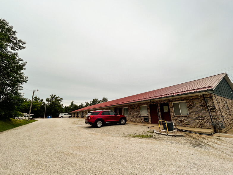 245 S Main St, Laurie, MO for sale - Building Photo - Image 3 of 21