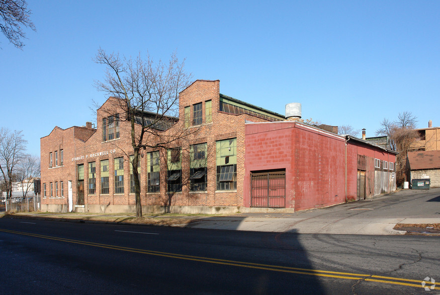 296 Homestead Ave, Hartford, CT for sale - Primary Photo - Image 1 of 12