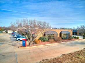 11100 Stratford Dr, Oklahoma City, OK for sale Building Photo- Image 1 of 30