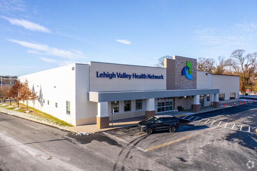 470 S Cedar Crest Blvd, Allentown, PA for sale - Primary Photo - Image 1 of 1