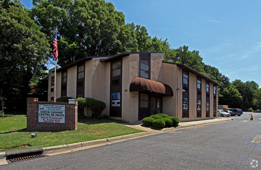 3125 Eastway Dr, Charlotte, NC for sale - Primary Photo - Image 1 of 1