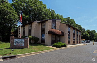 3125 Eastway Dr, Charlotte, NC for sale Primary Photo- Image 1 of 1