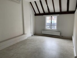 254 High St, Guildford to rent Building Photo- Image 2 of 7