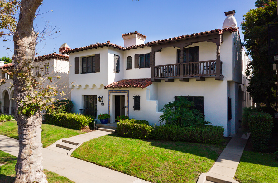 9948 Robbins Dr, Beverly Hills, CA for sale - Building Photo - Image 3 of 31