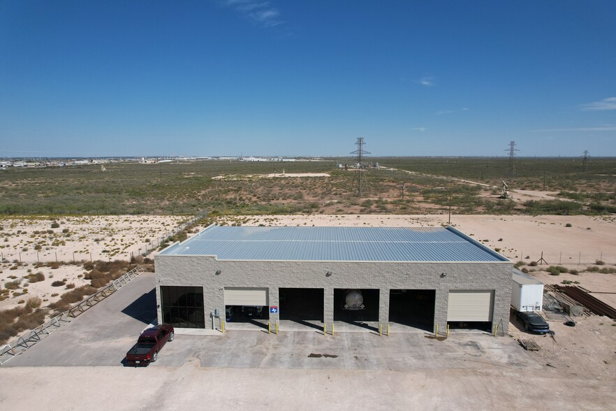 1881 S Redline Ave, Odessa, TX for rent - Building Photo - Image 2 of 32