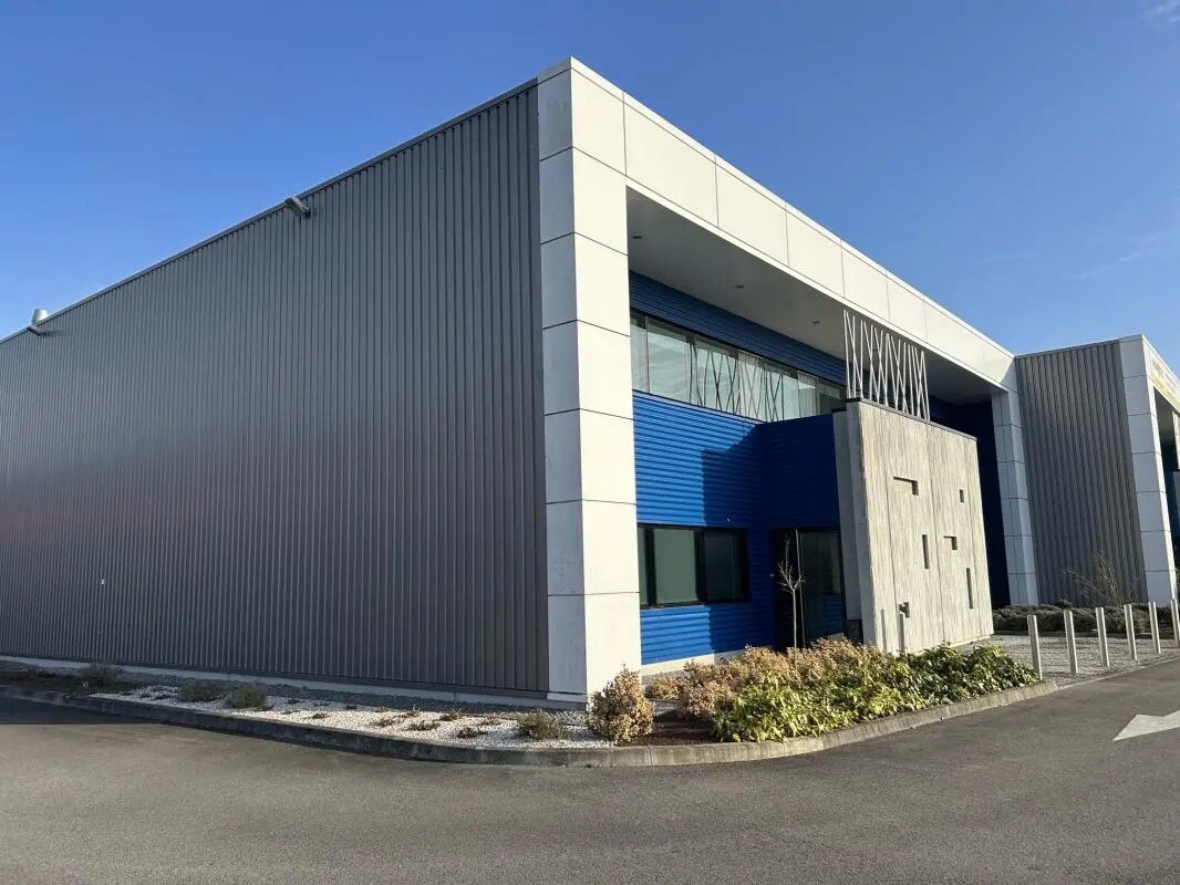 1 Rue Des Prairies, Les Sorinières to rent Building Photo- Image 1 of 10