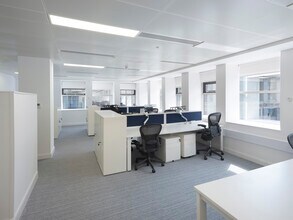 58 Waterloo St, Glasgow to rent Interior Photo- Image 2 of 3