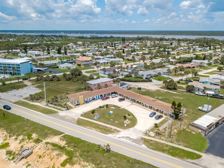 2040 Ocean Shore Blvd, Ormond Beach, FL for sale - Building Photo - Image 1 of 1