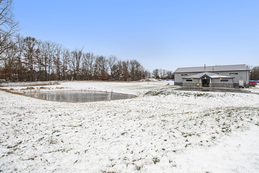 9486 S Meridian Rd, Clarklake, MI for sale - Building Photo - Image 3 of 37