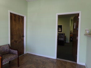 4521 Jonesboro Rd, Forest Park, GA for rent Building Photo- Image 2 of 8