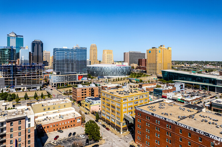 1535 Walnut St, Kansas City, MO for rent - Building Photo - Image 1 of 12