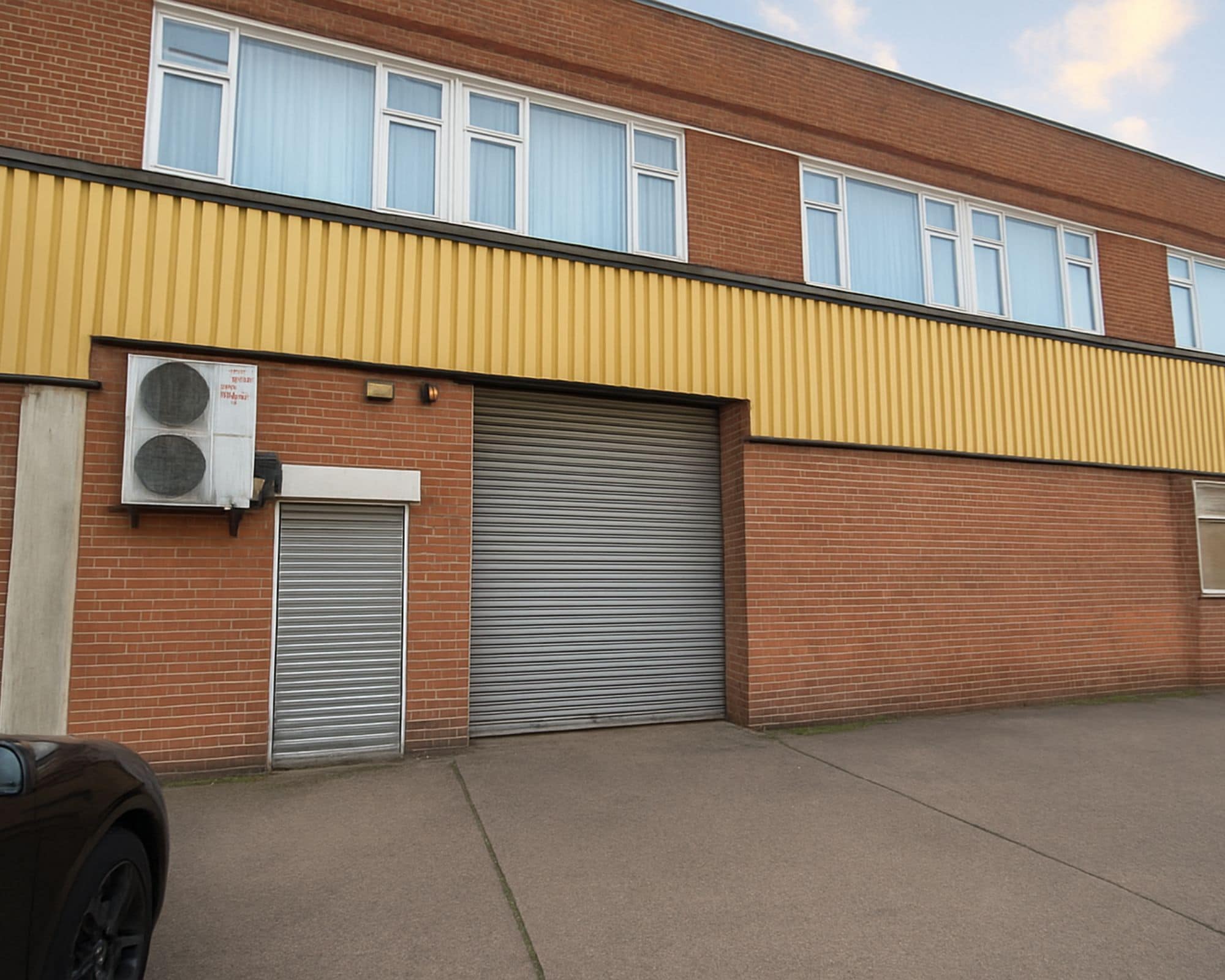 Mill Mead Industrial Centre, London to rent Primary Photo- Image 1 of 2