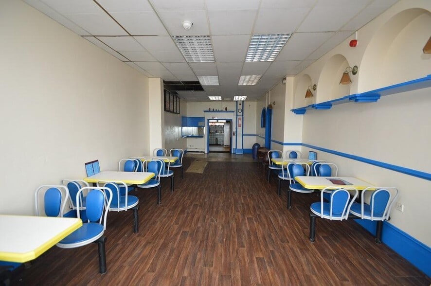 4 Eversfield Pl, St Leonards to rent - Building Photo - Image 3 of 18