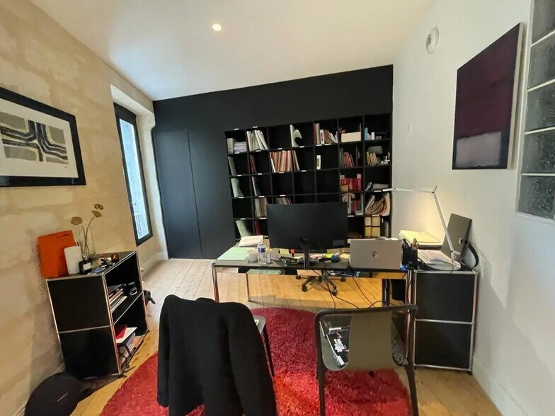 Office in Bordeaux to rent - Building Photo - Image 2 of 14