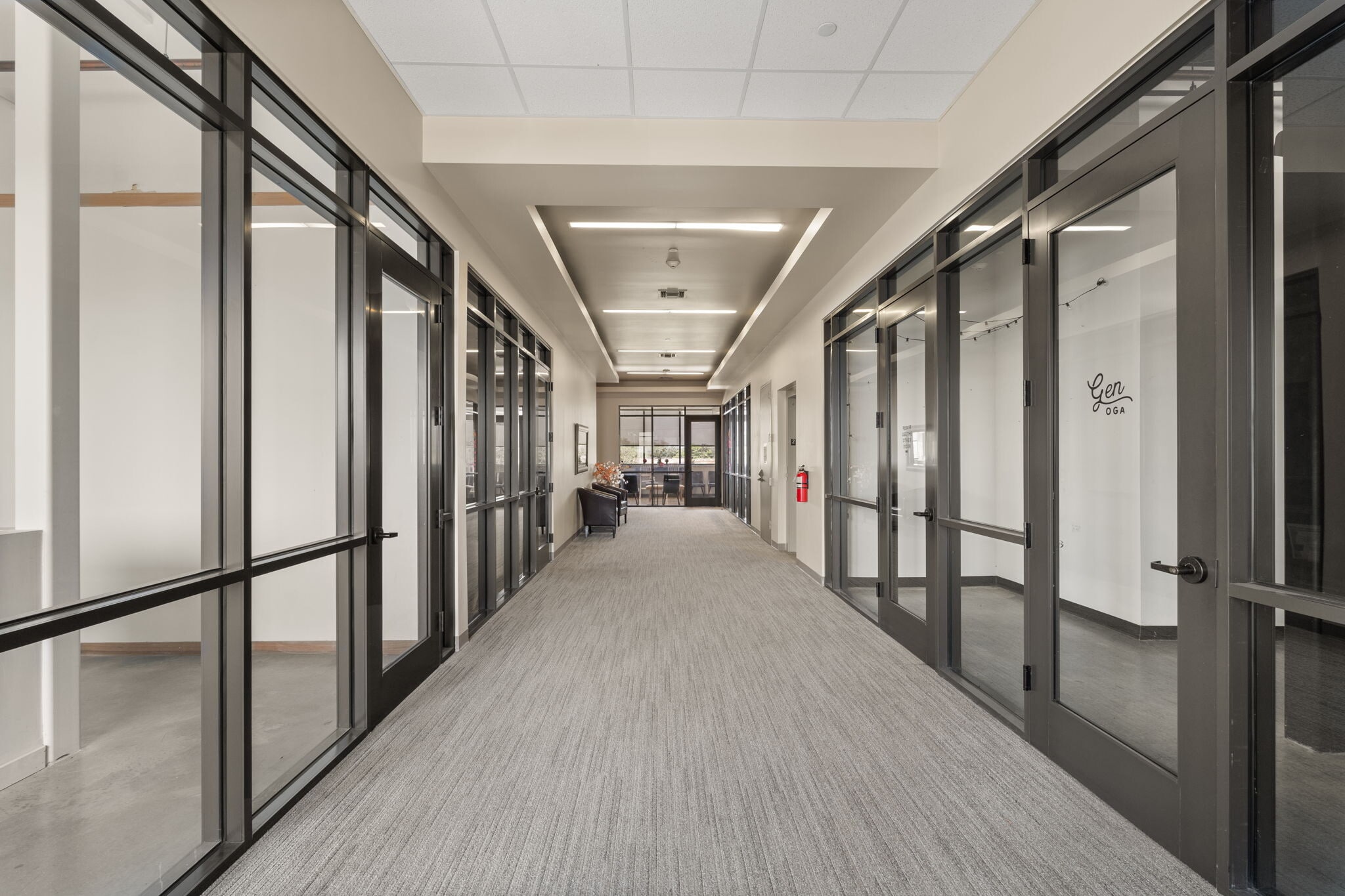 6514 Highway 90A, Sugar Land, TX to rent Interior Photo- Image 1 of 12