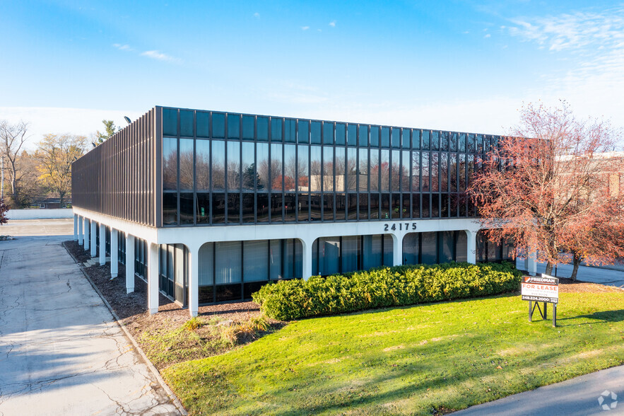 24175 Northwestern Hwy, Southfield, MI for rent - Building Photo - Image 1 of 12